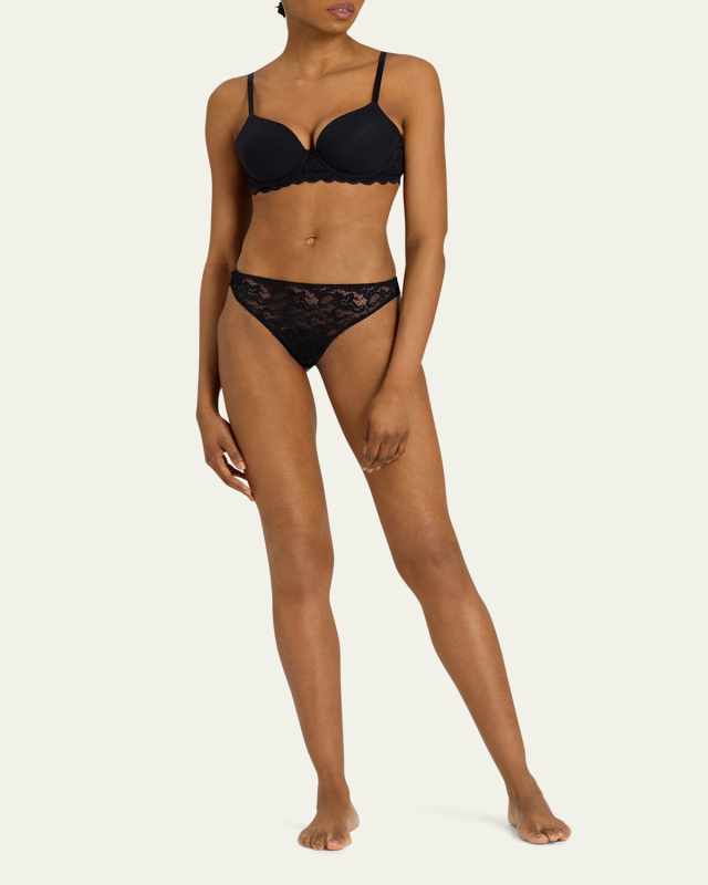 Luxury Moments Scalloped Lace Thon